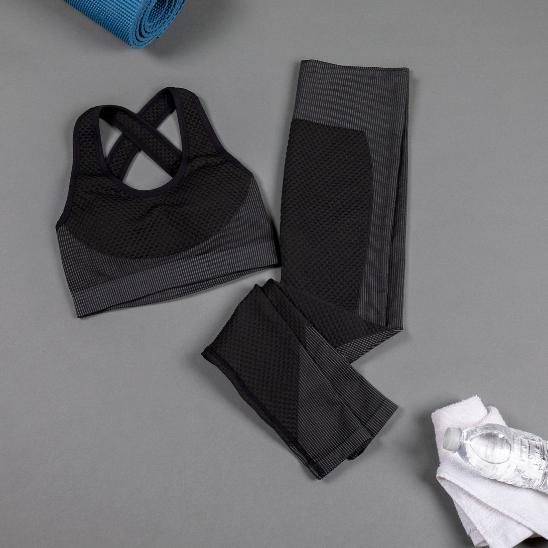 Women's Textured Leggings Sports Bra Activewear Set