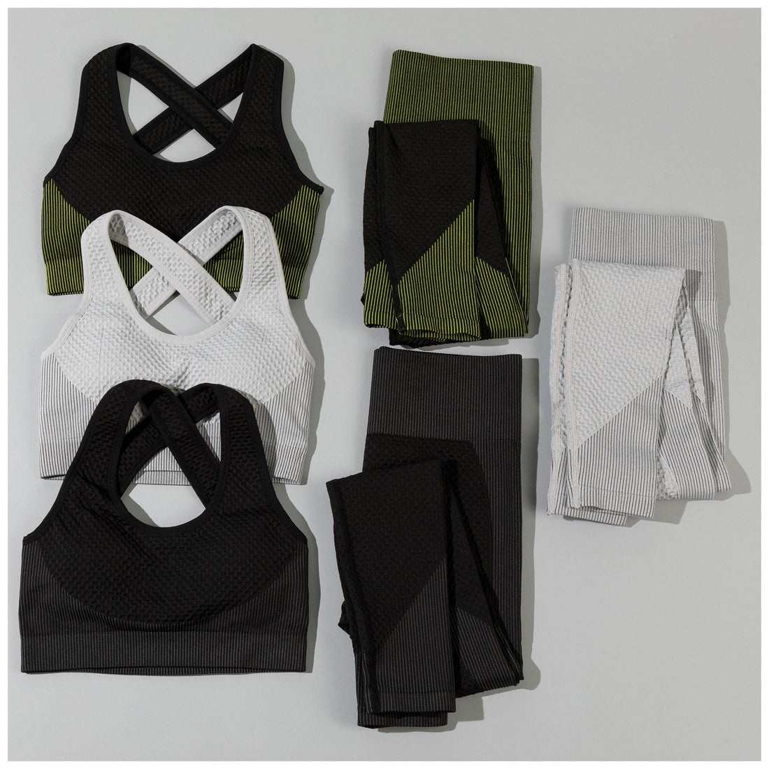 Women's Textured Leggings Sports Bra Activewear Set
