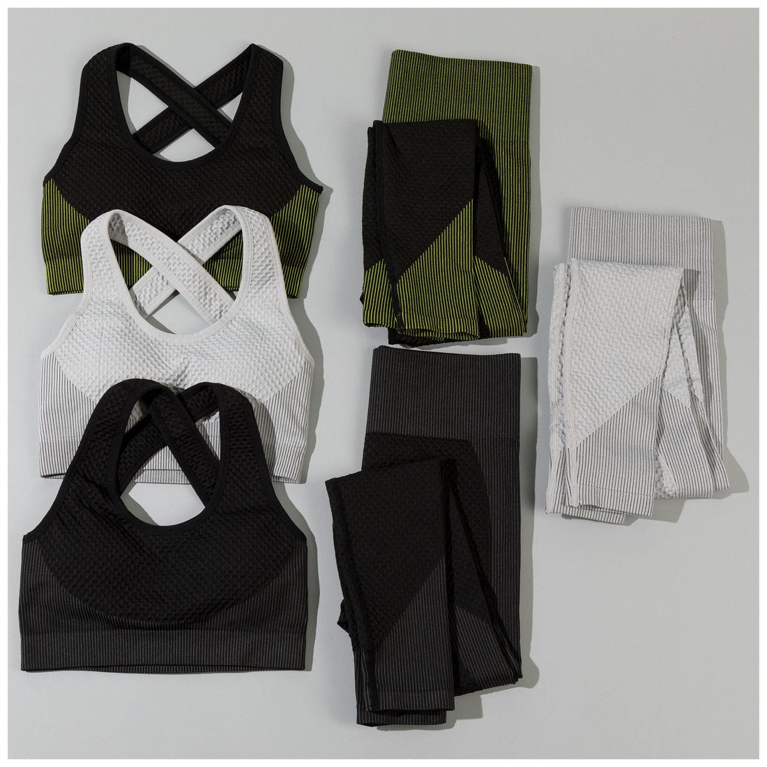 Women's Textured Leggings Sports Bra Activewear Set