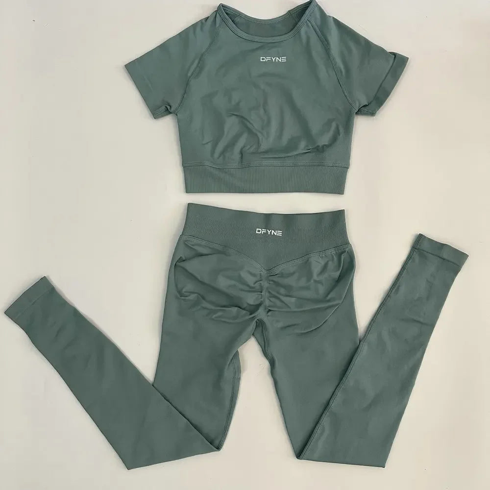 Women's 2 Piece Yoga Outfit Fitness Apparel Set